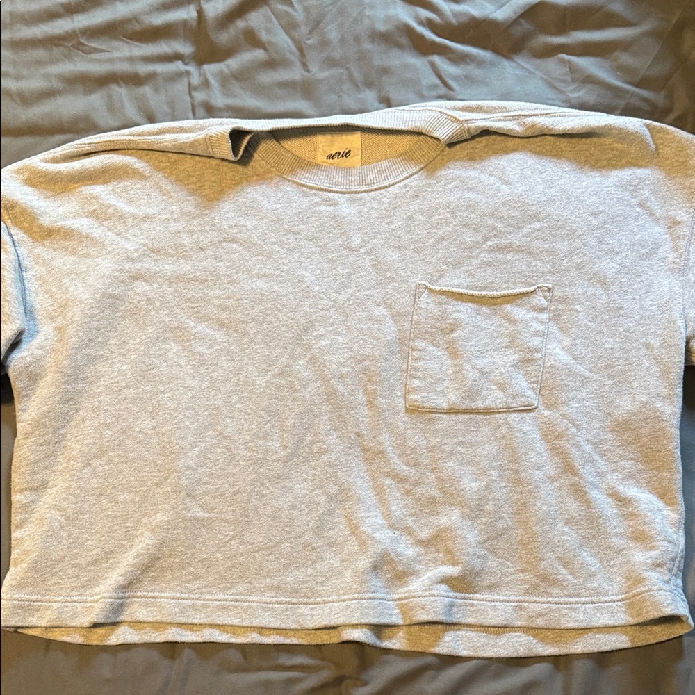 Aerie Light Gray Cropped Sweatshirt with Pocket
